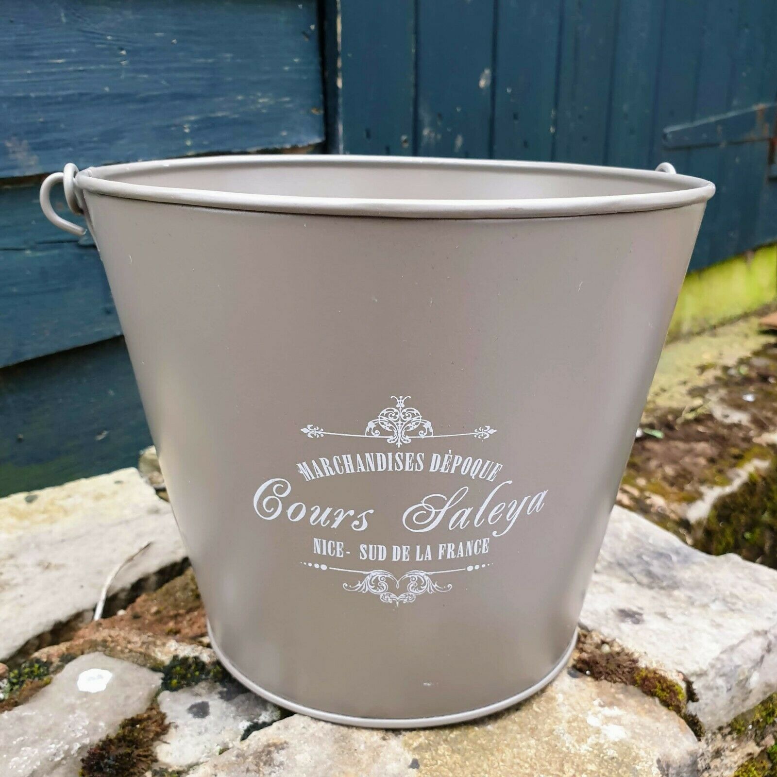 metal bucket planter pots Vintage style Metal Bucket Planter – Pots for U
