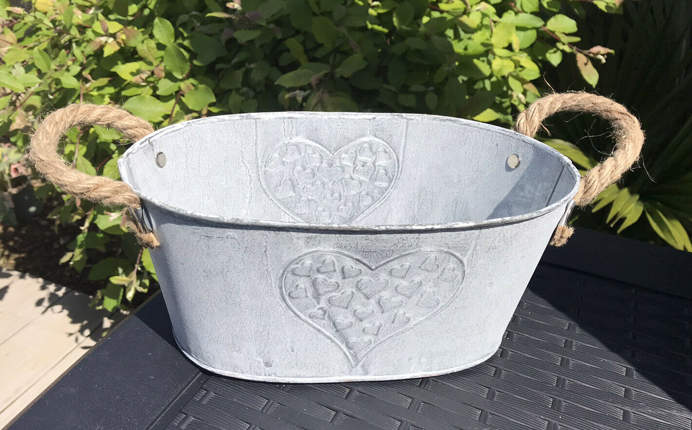 Metal Zinc Silver Heart Flower Planter Trough Pot 